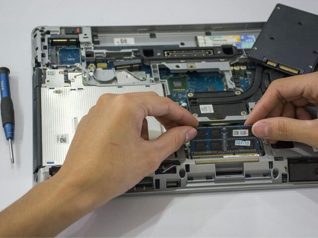 PC Laptop repair at OK Cellular
